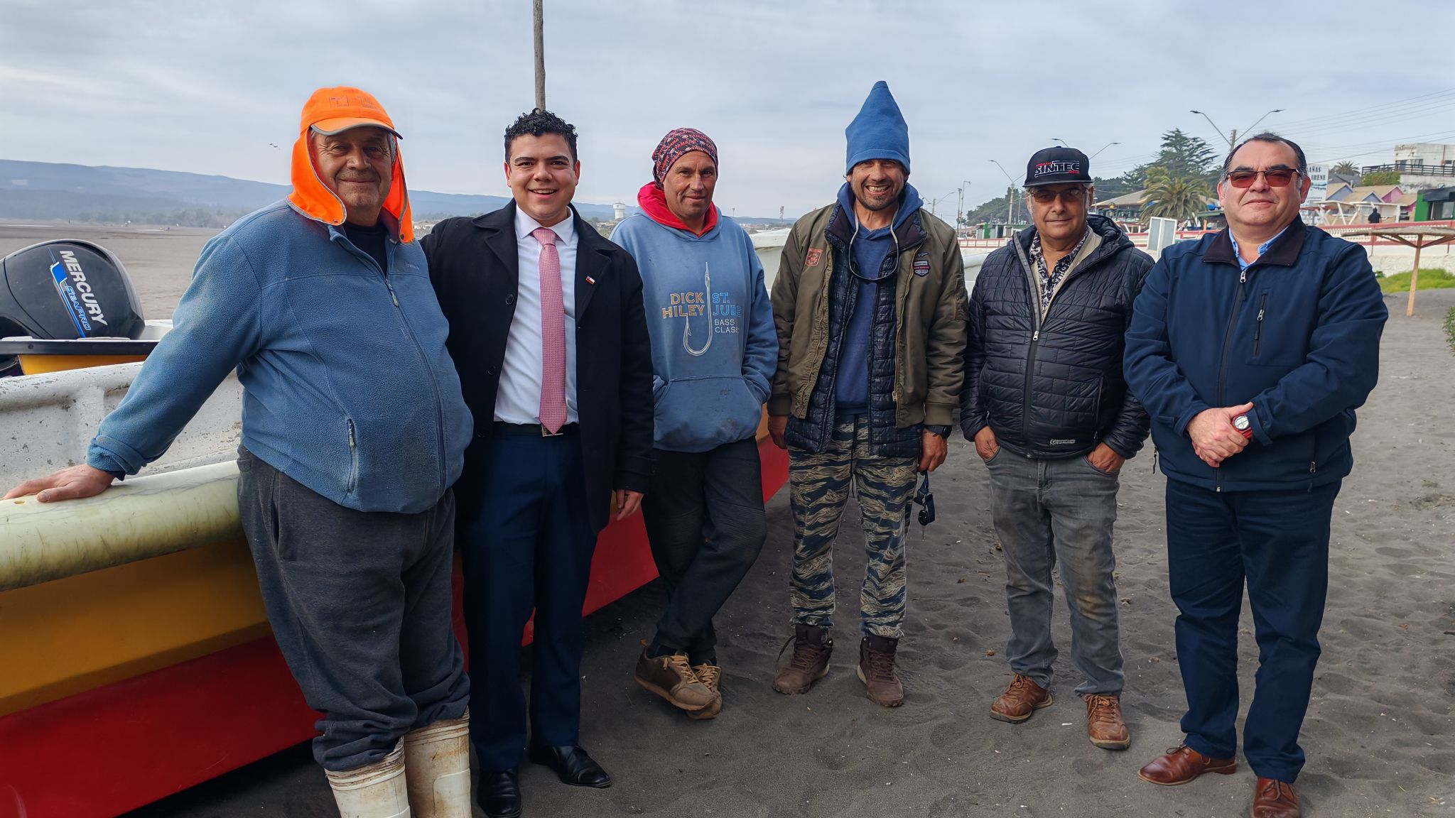 Pescadores artesanales de O´Higgins comienzan a recibir cupón para combustible